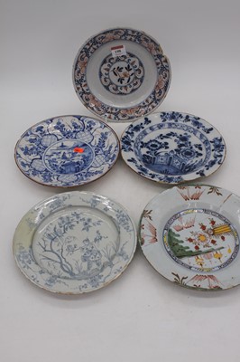 Lot 198 - A collection of five 18th century Delft...