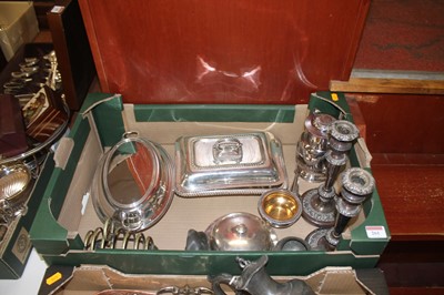 Lot 261 - A collection of silver plated wares, to...