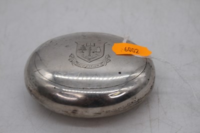 Lot 299 - An Edward VII silver box, maker Henry Matthews,...