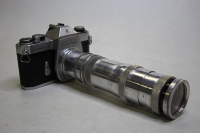 Lot 338 - A Pentax Honeywell Spotmatic F SLR camera,...