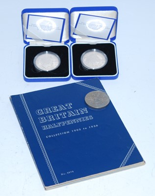 Lot 2100 - The Danbury Mint, an Elizabeth II Silver...