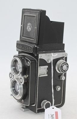 Lot 365 - A Yashica 635 TLR camera
