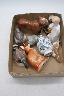 Lot 248 - Miscellaneous ceramic items, to include Royal...