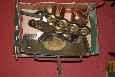 Lot 87 - A box of miscellaneous metalware, to include...