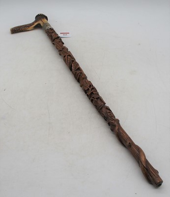 Lot 161 - An Edwardian briarwood walking stick, the...