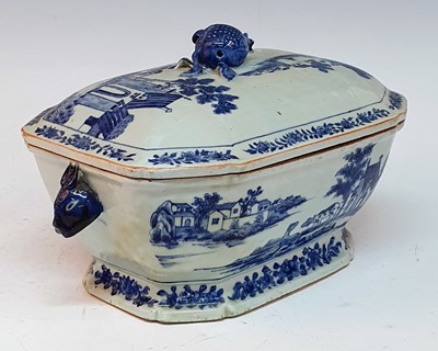 Lot 2399 - An 18th century Chinese blue and white...