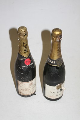 Lot 1216 - Assorted champagne, to include Moet & Chandon...