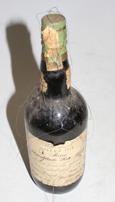 Lot 1318 - Berisford Solera Rare Amontillado fine sherry,...