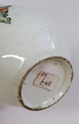 Lot 2044 - A circa 1780 Lowestoft porcelain sparrowbeak...