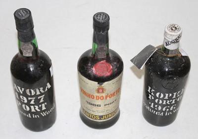 Lot 1327 - Santos Junior vintage port, 1966, one bottle;...