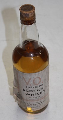 Lot 1446 - V.O. Superior Scotch Whisky, blended and...