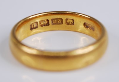 Lot 2230 - A 22ct gold wedding band, 6.5g, sponsor A&W,...