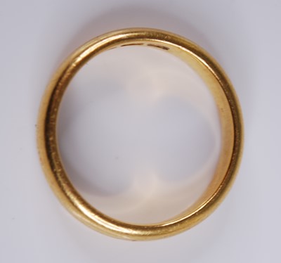 Lot 2230 - A 22ct gold wedding band, 6.5g, sponsor A&W,...