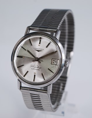 Lot 2316 - A gent's Longines Flagship automatic steel...