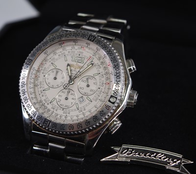 Lot 2329 - A gent's Breitling B2 steel cased automatic...