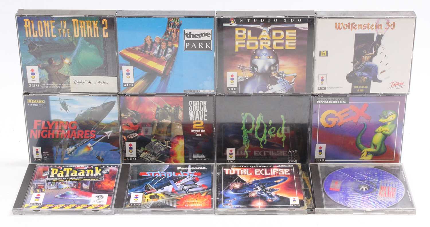 Lot 1088 - A collection of 3DO plastic cased computer...