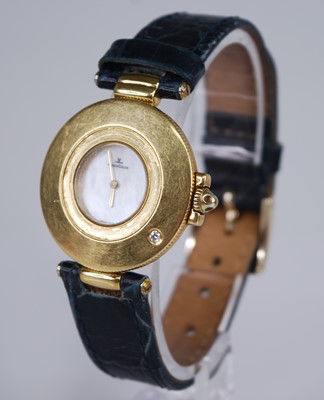 Lot 2421 - A lady's 18ct gold Jaeger LeCoultre quartz...