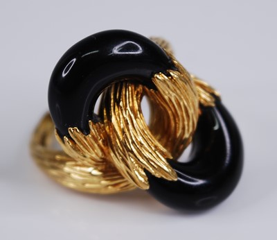 Lot 2223 - A Kutchinsky 18ct gold and black onyx set...