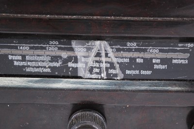 Lot 135 - A WW II German VE 301 Dyn bakelite cased radio,...