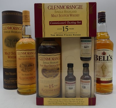 Lot 1406 - Bell's Blended Scotch Whisky, 100cl, 40%, one...