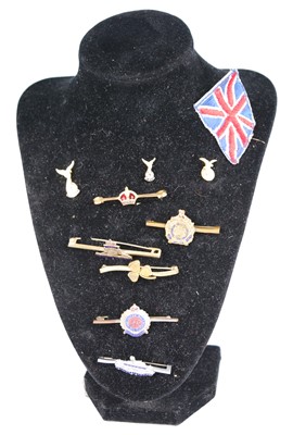 Lot 261 - A collection of sweetheart brooches and pins,...