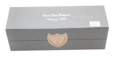 Lot 1240 - Moët & Chandon Dom Perignon 1995 vintage...