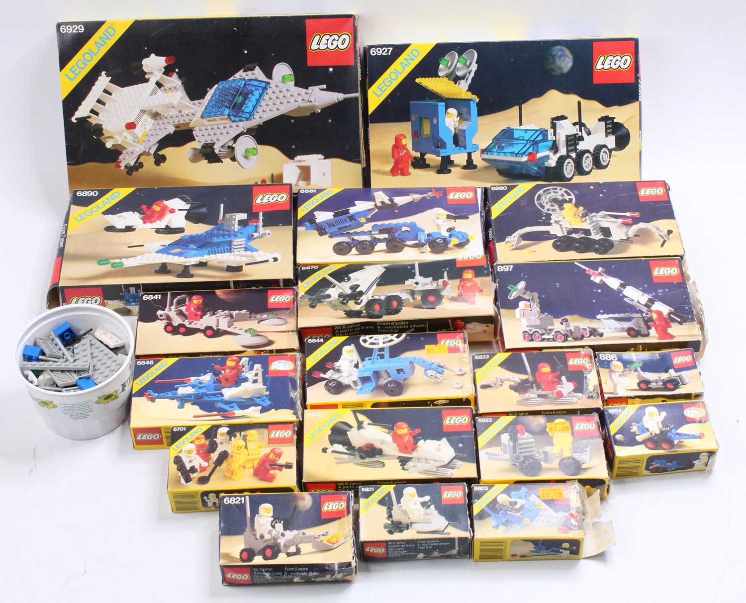 Lot 1769 - Large collection of assorted boxed Lego 1980s...