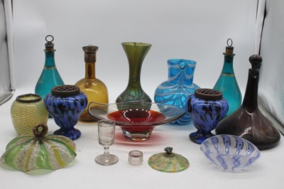 Lot 78 - A collection of 19th century and later glass...
