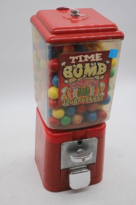 Lot 149 - A vintage Gobstopper coin operated vending...