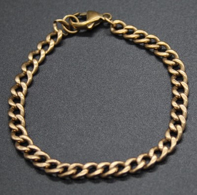 Lot 431 - A 9ct gold curblink watch chain, 9g, length 17cm