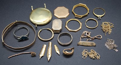 Lot 433 - Assorted scrap gold, to include 14ct gold...