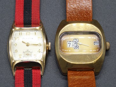 Lot 445 - A gent's Bulova gilt metal and steel cased...