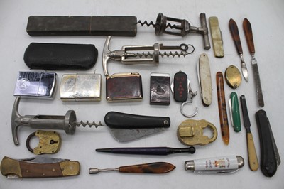 Lot 349 - A collection of miscellaneous items to include...