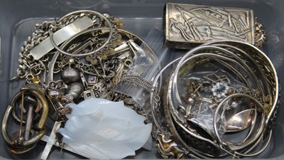 Lot 488 - Assorted silver and white metal, to include a...