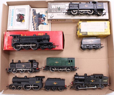 Lot 284 - A collection of mixed 00 gauge locomotives to...