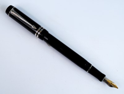 Lot 282 - A Parker Duofold Bentley fountain pen, having...