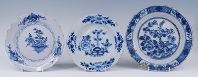Lot 2094 - A Bristol blue and white delftware plate,...