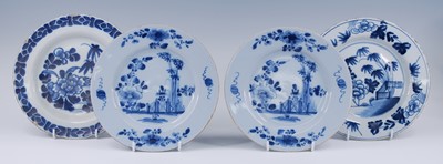 Lot 2071 - A pair of English blue and white delftware...