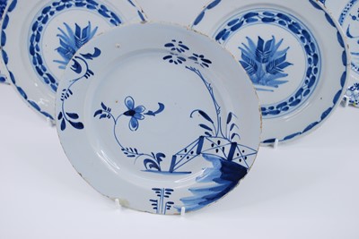 Lot 2109 - An English blue and white delftware plate,...