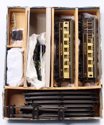 Lot 130 - 1929-37 Hornby No.2 Special Pullman Train set...