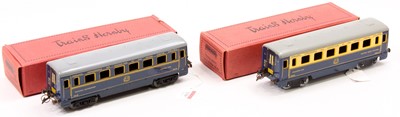 Lot 139 - Two Train Serie Hornby bogie coaches: Voiture...