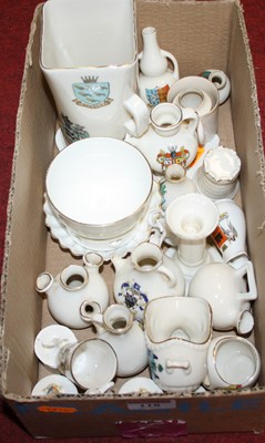 Lot 118 - A collection of crested ware, to include Arcadian