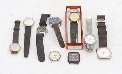 Lot 410 - A collection of vintage gent's wristwatches