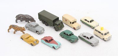 Lot 412 - A collection of mixed diecast model vehicles,...