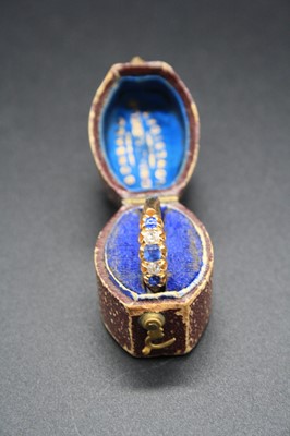 Lot 324 - A late Victorian 18ct gold, sapphire and...