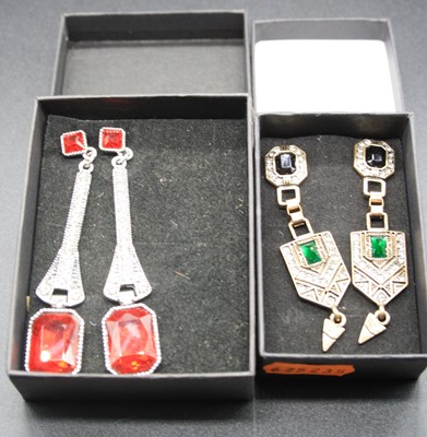 Lot 325 - A pair of Art Deco white metal and paste set...