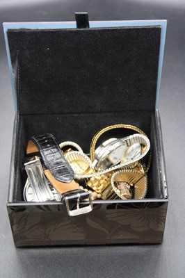 Lot 365 - A glass bound jewellery box and contents to...