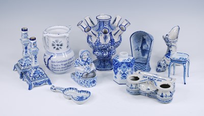 Lot 2199 - A collection of Delft blue and white items,...