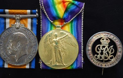 Lot 637 - A WW I British War and Victory pair, naming...