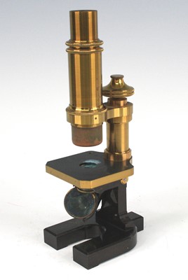 Lot 2502 - A Carl Zeiss Jena No.11683 lacquered brass...